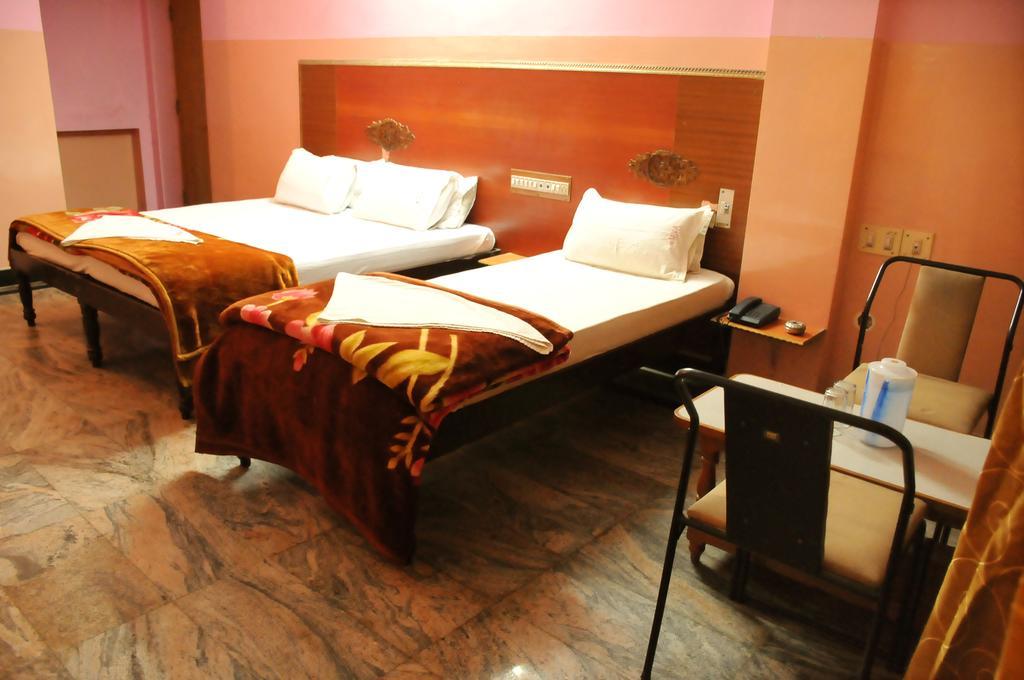 Hotel V.K.Residency Tirupati Exterior foto